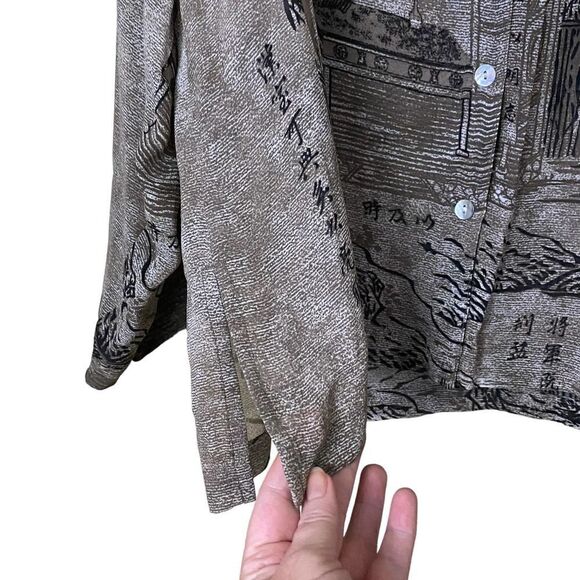 Vintage Chico's Japanese Print Rayon Button Up Blouse RARE - Picture 7 of 10
